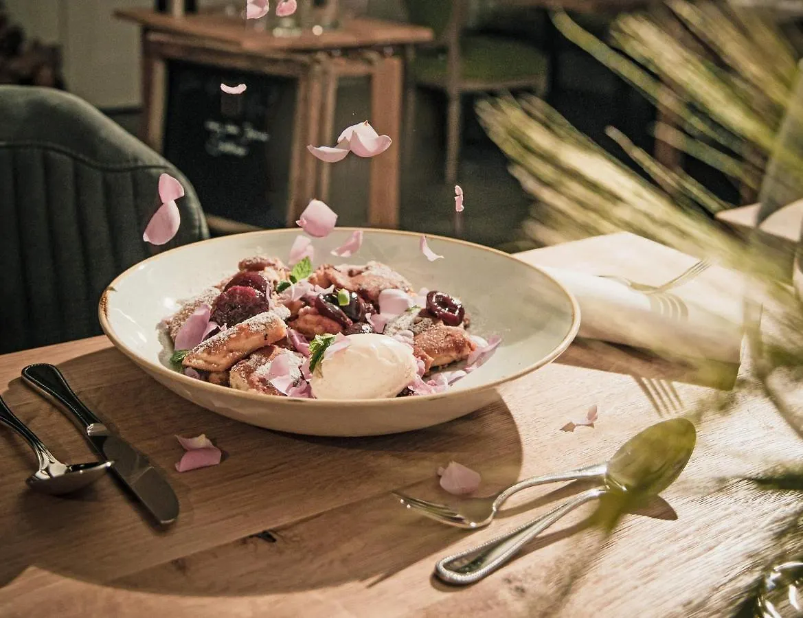 **** Hotel WellnessNaturResort Gut Edermann Teisendorf Deutschland